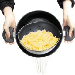 Genius World´s Greatest Pot | Topf Mit Siebeinsatz Ø 25 Cm | Set 3-tlg.; A24655 -Angebote Gourmet Kueche Store 31c4e57d573c00a9fffafebc836b3acc