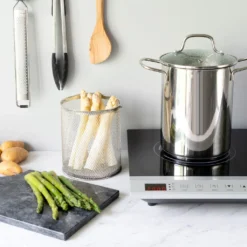 Navaris Spargeltopf Kochtopf Nudeltopf 3,9l - Topf Zum Kochen Von Spargel Oder Spaghetti - Aus Edelstahl Mit Siebeinsatz - BPA-frei Spülmaschinenfest -Angebote Gourmet Kueche Store 39ba2a54e19594efaade07a81c2cd78f