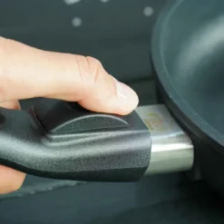 NEU: Kikis Premium Guss-Pfanne 28cm -Angebote Gourmet Kueche Store 6c91d29e73fdbfda6c0386e3fcced7ca