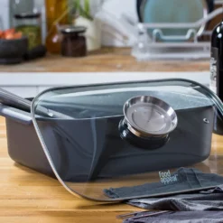 Food Appeal Black Marble Kasserolle, Kochtopf, Röster Mit Aromatischem Glasdeckel, Anti-haft Beschichtung | Schwarzes Marmor Design | Für Gasherd, Induktionsherd, Keramikherd Und Elektroherd 13 Food Appeal Black Marble Kasserolle, Kochtopf, Röster Mit Aromatischem Glasdeckel, Anti-haft Beschichtung | Schwarzes Marmor Design | Für Gasherd, Induktionsherd, Keramikherd Und Elektroherd -Angebote Gourmet Kueche Store a627096cc89cae33184e99220451cd18