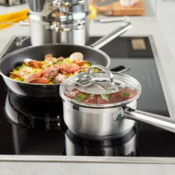 Rösle RÖSLE ELEGANCE Topfset 4-tlg., 3 Hochwertige Töpfe Und 1 Stielkasserolle Im Set -Angebote Gourmet Kueche Store d5aed809c2d665846595441bdc371575