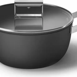 SMEG Kochtopf Mit Deckel Matt Schwarz - Ø 24 Cm / 4,6 Liter -Angebote Gourmet Kueche Store e277a62b865fd74f091ba433c0c2bf06